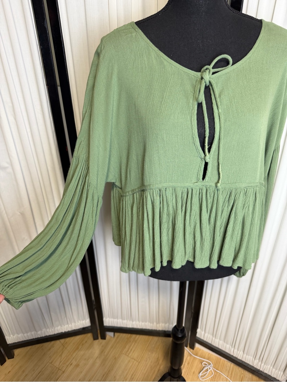 O'Neill Sage Green Tie-Front Peasant Tunic